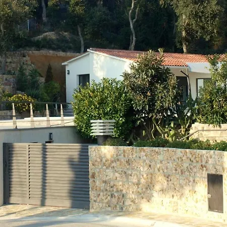 Sleeps 8 Pool Air Con Wifi Вілла *